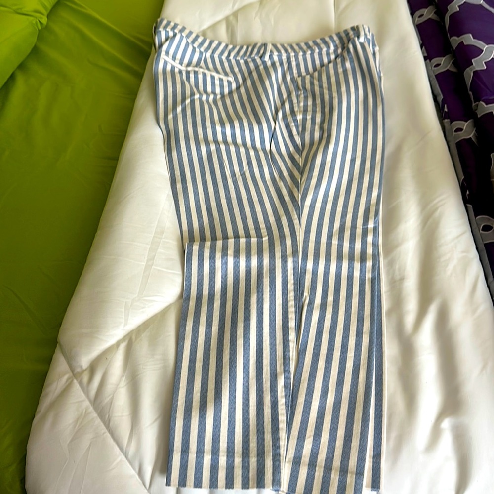 Denim style capri pants